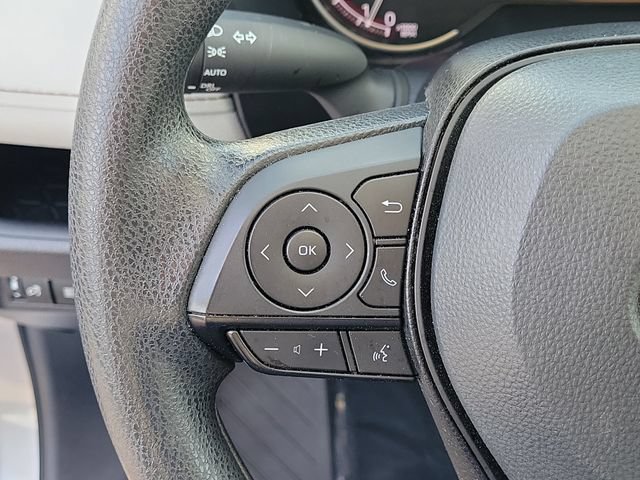 Used 2025 Toyota RAV4 XLE w/ Convenience Package FWD image 21