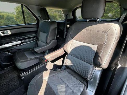 Certified 2023 Ford Explorer XLT AWD/4WD image 25