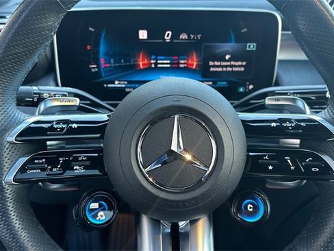 Used 2024 Mercedes-Benz GLC 43 AMG 4MATIC image 29