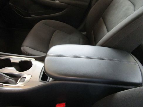 Used 2024 Chevrolet Malibu LT image 31