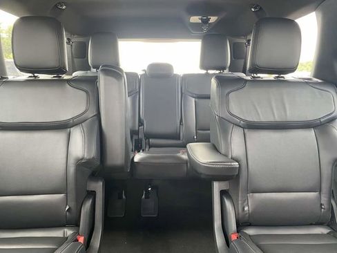 New 2025 Ford Expedition Max Platinum w/ Stealth Appearance Package image 23