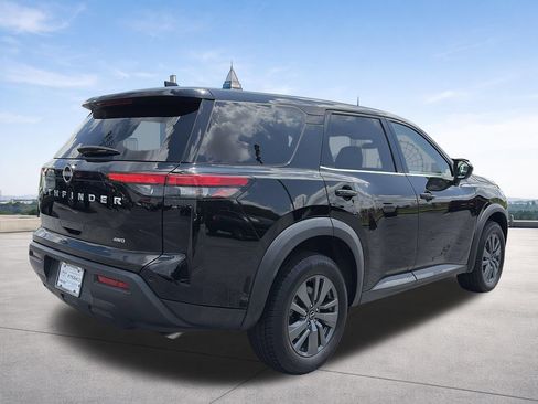 Used 2023 Nissan Pathfinder S AWD/4WD image 4