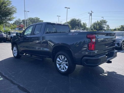 Used 2021 Chevrolet Silverado 1500 Custom AWD/4WD image 5
