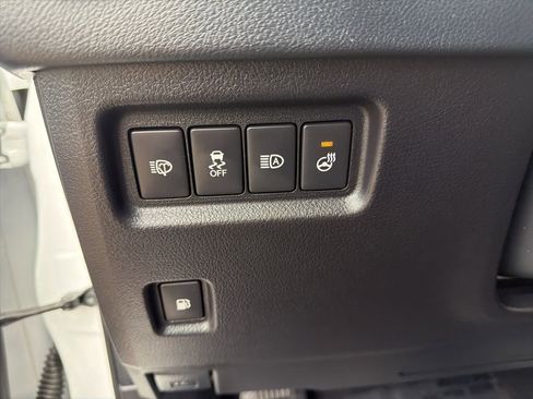 Used 2023 Lexus GX 460 Premium w/ Premium Package image 21