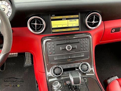 Used 2012 Mercedes-Benz SLS AMG image 8