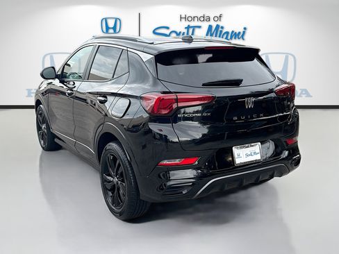Used 2024 Buick Encore GX Sport Touring w/ Comfort Package image 5