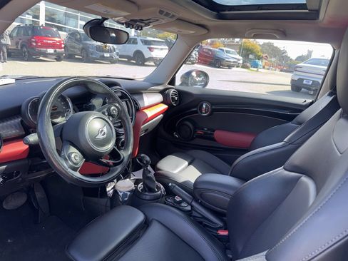 Used 2017 MINI Cooper S FWD image 9