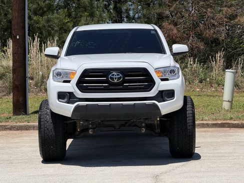 Used 2016 Toyota Tacoma SR w/ SR Convenience Package RWD image 4