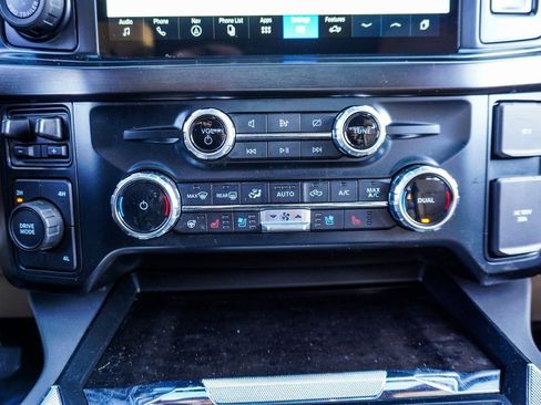 Used 2023 Ford F250 Lariat w/ Lariat Ultimate Package image 26