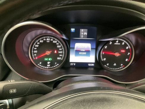 Used 2018 Mercedes-Benz C 300 4MATIC Sedan image 14