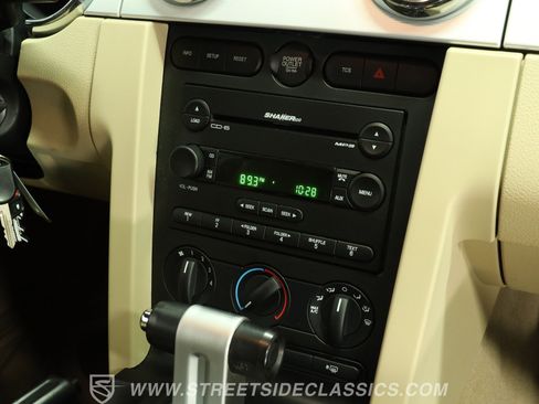 Used 2006 Ford Mustang GT RWD image 39
