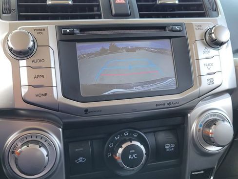 Used 2016 Toyota 4Runner SR5 Premium AWD/4WD image 17