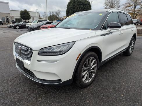 Used 2021 Lincoln Corsair AWD w/ Premium Package image 4