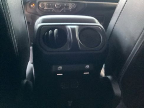 Used 2023 Jeep Wrangler Unlimited Sahara w/ Cold Weather Group image 34