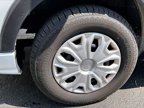 Used 2024 Ford Transit 350 XLT RWD image 33