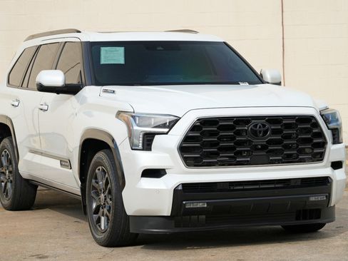 Used 2024 Toyota Sequoia Platinum AWD/4WD image 59