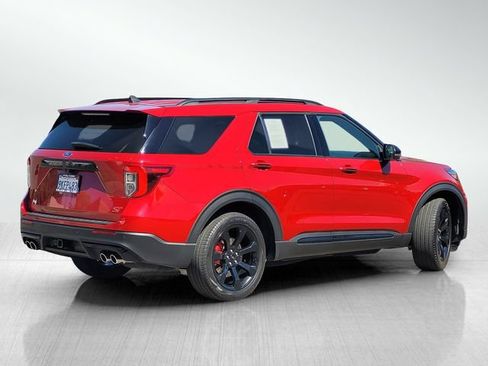 Certified 2023 Ford Explorer ST w/ Equipment Group 401A AWD/4WD image 4