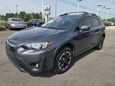 Used 2023 Subaru Crosstrek 2.0i Premium AWD/4WD image 7