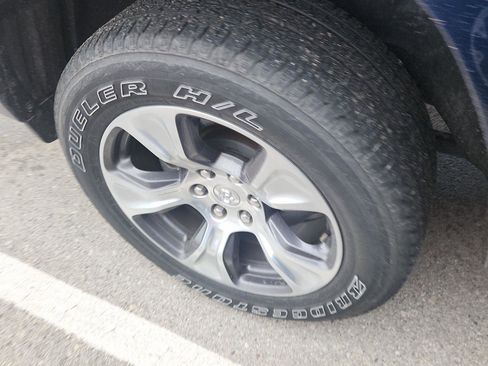 Used 2022 RAM 1500 Laramie image 3