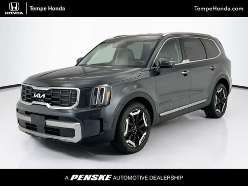Used 2024 Kia Telluride S FWD image 1
