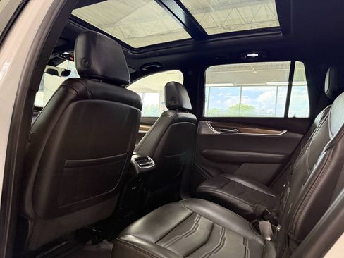 Used 2020 Cadillac XT6 Sport w/ Platinum Package AWD/4WD image 28