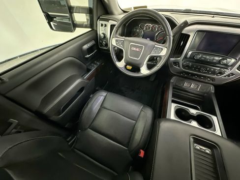 Used 2017 GMC Sierra 1500 SLT w/ SLT Premium Package AWD/4WD image 9
