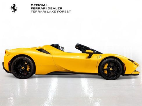 Certified 2025 Ferrari SF90 Spider AWD/4WD image 9