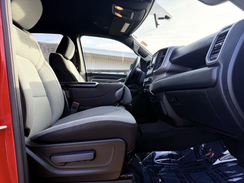 Used 2023 RAM 1500 Big Horn image 11