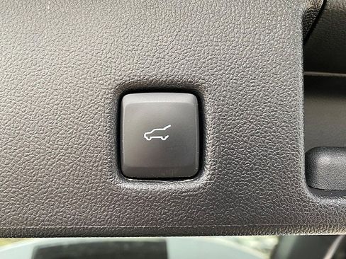 Used 2022 Ford Escape SE w/ Convenience Package image 58