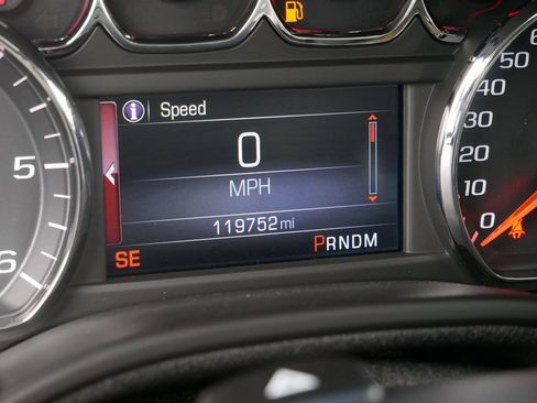 Used 2015 GMC Yukon XL SLT w/ Open Road Package AWD/4WD image 38