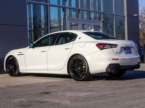 Used 2022 Maserati Ghibli Modena Q4 image 8