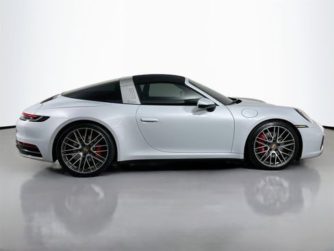 Certified 2024 Porsche 911 Targa 4S image 8