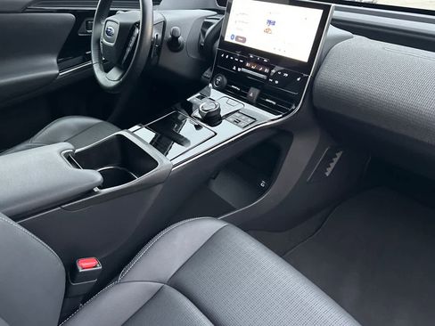 Used 2023 Subaru Solterra AWD image 15