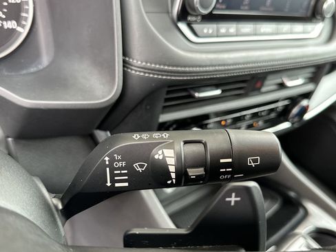 Used 2023 Nissan Rogue S image 21