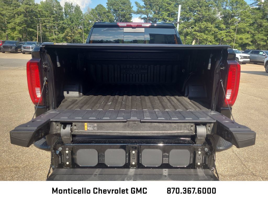 Certified 2026 GMC Sierra 1500 Denali w/ Denali Reserve Package AWD/4WD image 8