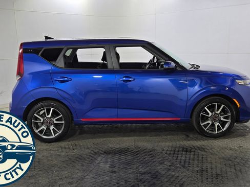 Used 2020 Kia Soul GT-Line FWD image 8