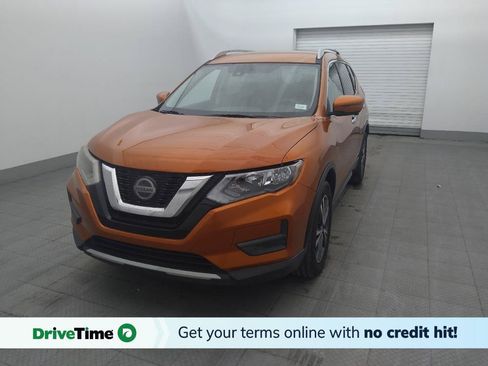 Used 2019 Nissan Rogue SV w/ Premium Package FWD image 1