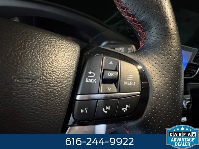 Used 2024 Ford Explorer ST-Line w/ Class IV Trailer Tow Package AWD/4WD image 18