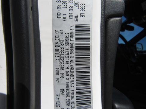 Used 2018 Jeep Grand Cherokee Altitude image 28