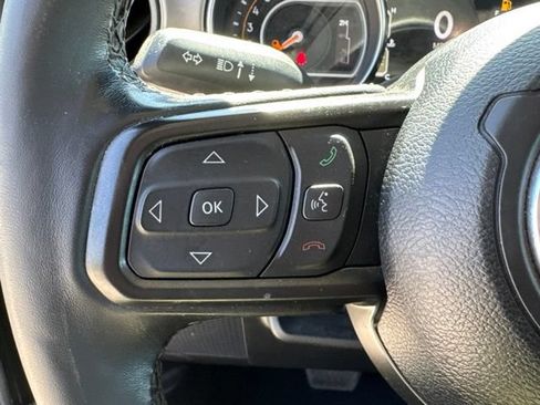 Used 2022 Jeep Gladiator Sport AWD/4WD image 28