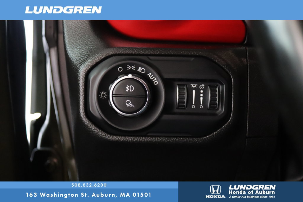 Used 2022 Jeep Gladiator Rubicon w/ LED Lighting Group AWD/4WD image 26