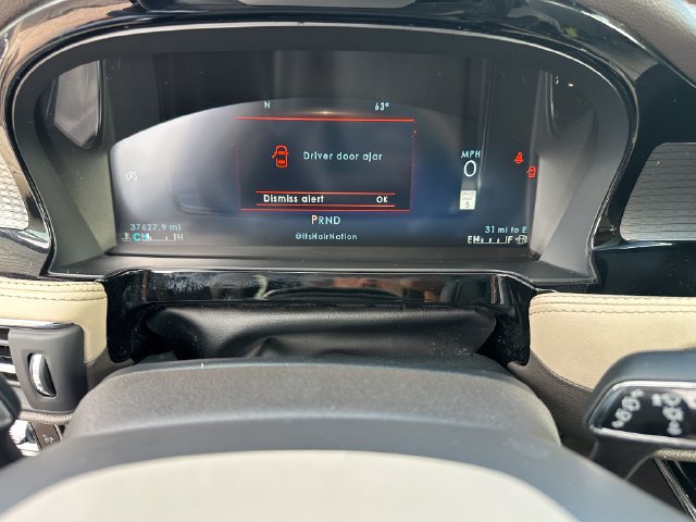 Used 2023 Lincoln Corsair AWD w/ Equipment Group 101A image 33