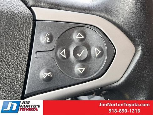 Used 2017 Chevrolet Colorado LT w/ Luxury Package, Chrome AWD/4WD image 29