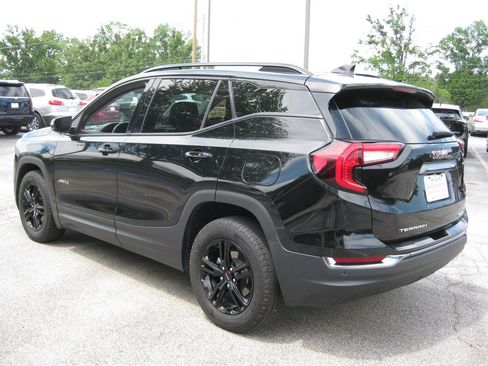Used 2022 GMC Terrain AT4 AWD/4WD image 5