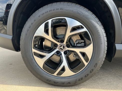 Used 2026 Mercedes-Benz GLC 350e 4MATIC image 22