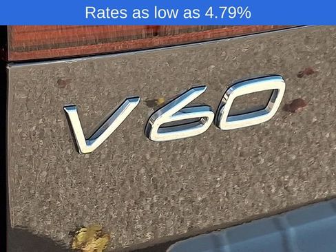 Certified 2024 Volvo V60 B5 Cross Country Plus image 36