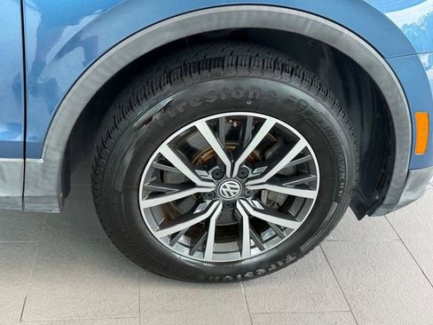 Used 2018 Volkswagen Tiguan SE FWD image 18