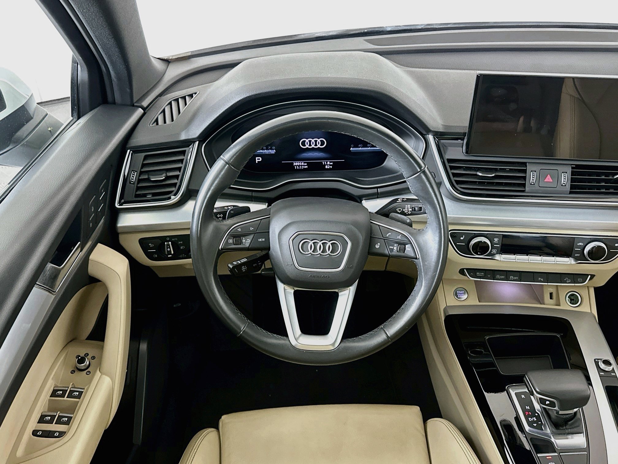 Used 2025 Audi Q5 2.0T Premium AWD/4WD image 18