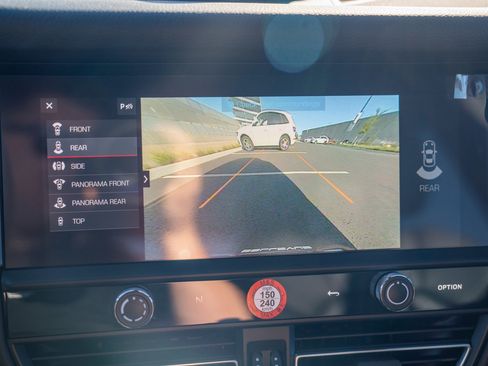Certified 2026 Porsche Macan AWD/4WD image 18