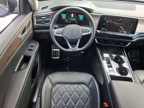 Used 2024 Volkswagen Atlas SEL Premium R-Line AWD/4WD image 13